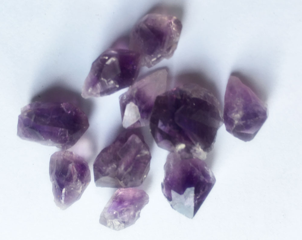 Mixed Mini Tumbled CRYSTALS - Amethyst Points (10) Mixed Mini Tumbled CRYSTALS - Amethyst Points (10)