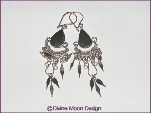 Peruvian Alpaca Silver Crystal EARRINGS TR3) - Onyx Peruvian Alpaca Silver Crystal EARRINGS TR3) - Onyx