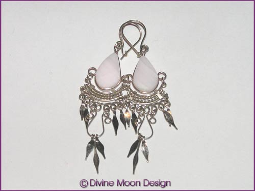 Peruvian Alpaca Silver Crystal EARRINGS TR1) - White Agate Peruvian Alpaca Silver Crystal EARRINGS TR1) - White Agate