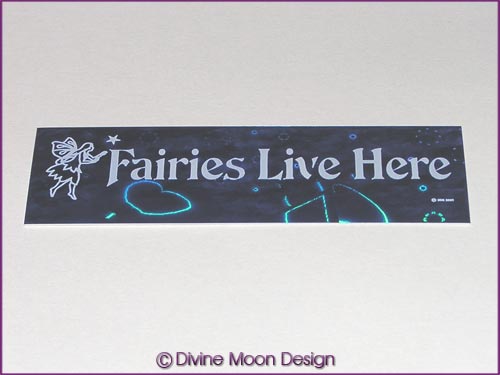 Holographic Sticker (2B) Blue MINI - 'Fairies Live Here' Holographic Sticker (2B) Blue MINI - 'Fairies Live Here'